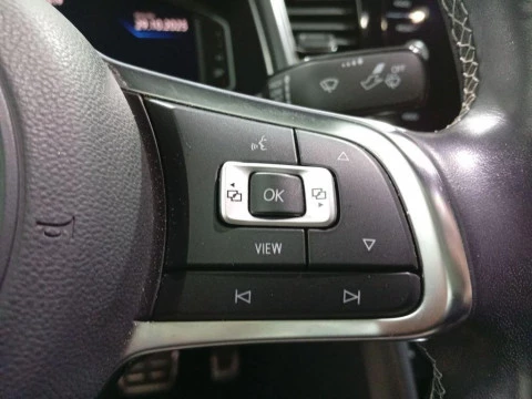 Volkswagen T-Roc R-Line 1.5 TSI 110 kW (150 CV) DSG