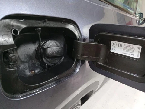 Volkswagen T-Roc R-Line 1.5 TSI 110 kW (150 CV) DSG