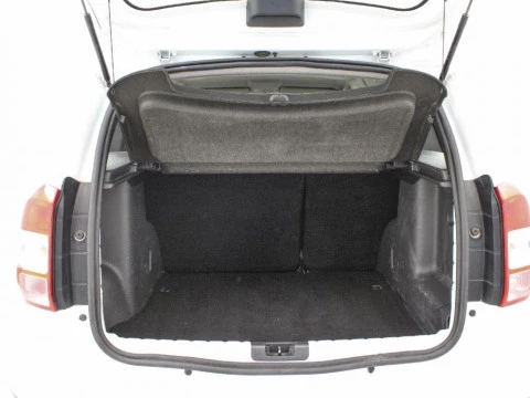 Dacia Duster 1.6 16V 115 2WD E6 115 5P