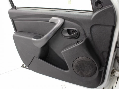 Dacia Duster 1.6 16V 115 2WD E6 115 5P