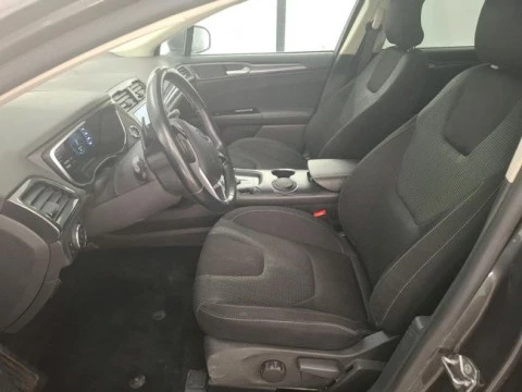 Ford Mondeo 2.0 TDCi 110kW Titanium PowShift SB