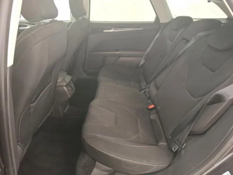 Ford Mondeo 2.0 TDCi 110kW Titanium PowShift SB