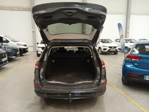 Ford Mondeo 2.0 TDCi 110kW Titanium PowShift SB