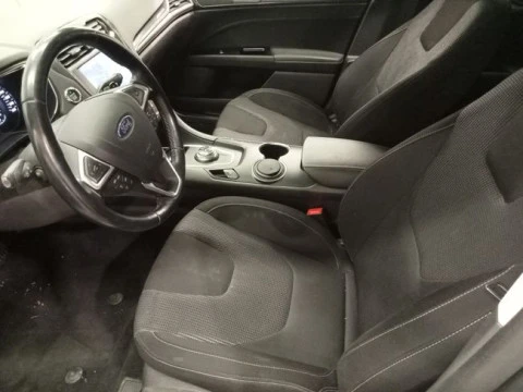 Ford Mondeo 2.0 TDCi 110kW Titanium PowShift SB