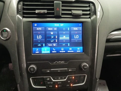 Ford Mondeo 2.0 TDCi 110kW Titanium PowShift SB