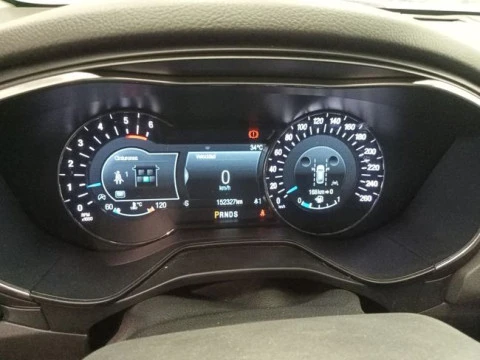 Ford Mondeo 2.0 TDCi 110kW Titanium PowShift SB