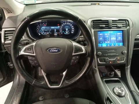Ford Mondeo 2.0 TDCi 110kW Titanium PowShift SB