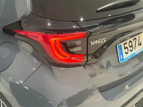 Toyota Yaris 130H 1.5 GR Sport