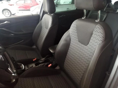 Opel Astra 5P DYNAMIC 1.6 D 110CV Opel Astra 5P DYNAMIC 1.6 D 110CV