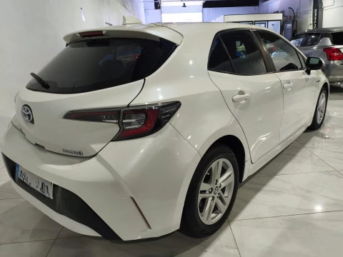 Toyota Corolla 1.8 125H ACTIVE TECH E-CVT