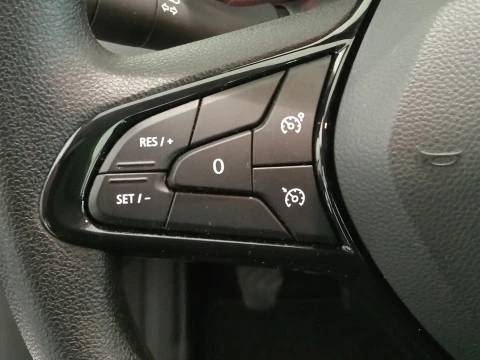 Renault Clio  Sce Authentic 49kW