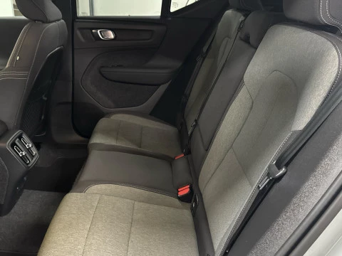 Volvo XC40 XC40 Core, B3 Mild Hybrid, Gasolina