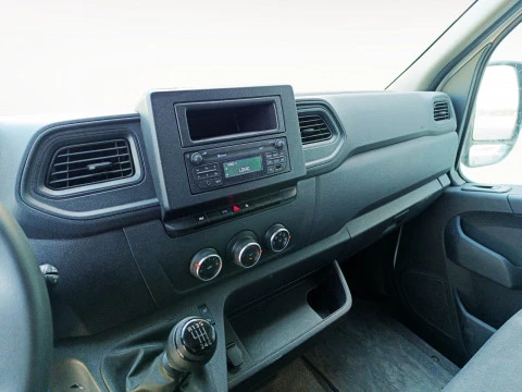 Renault Master 2.3 BLUE DCI 99KW L2H2 3500 FWD 4P