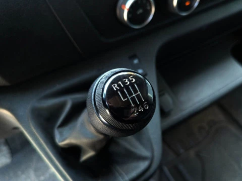 Renault Master 2.3 BLUE DCI 99KW L2H2 3500 FWD 4P