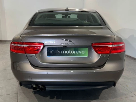 Jaguar XE 2.0 AJ200D Diesel Auto RWD XE Pure