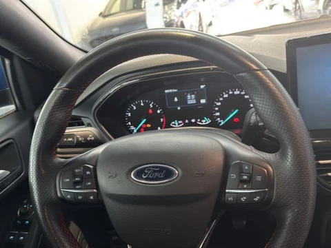 Ford Focus 1.0 Ecoboost MHEV 92kW ST-Line