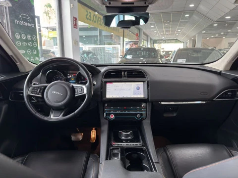 Jaguar F-Pace 2.0I4D PRESTIGE AUT. AWD 180