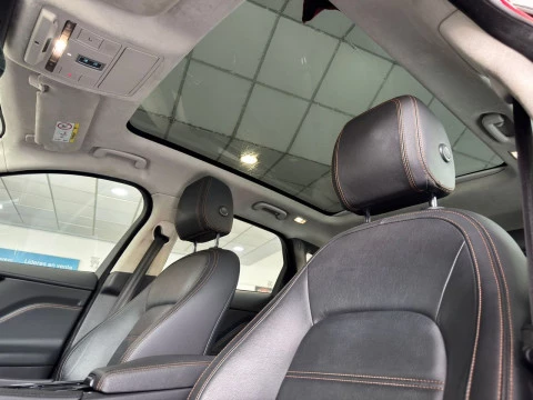 Jaguar F-Pace 2.0I4D PRESTIGE AUT. AWD 180