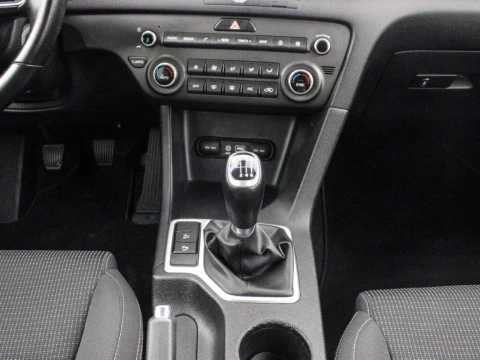 Kia Sportage 1.6 GDI CONCEPT 2WD 132 5P
