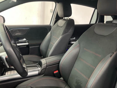 Mercedes-Benz GLA 200 d AMG Line