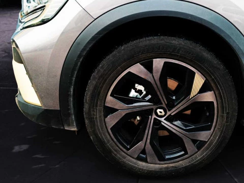 Renault Captur 1.6 E-TECH 117KW ENGINEERED PLUG IN 5P