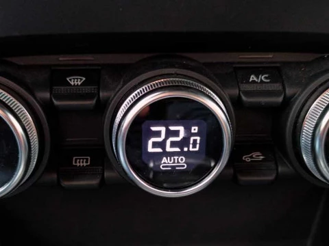 Renault Captur 1.6 E-TECH 117KW ENGINEERED PLUG IN 5P