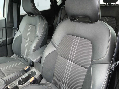 Renault Captur 1.6 E-TECH 117KW ENGINEERED PLUG IN 5P