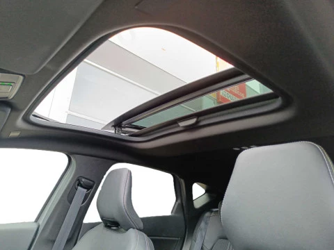 Renault Captur 1.6 E-TECH 117KW ENGINEERED PLUG IN 5P