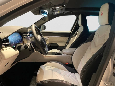 Maserati Grecale Trofeo V6 530CV AWD