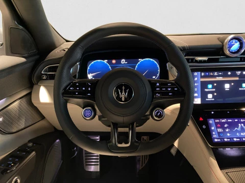 Maserati Grecale Trofeo V6 530CV AWD