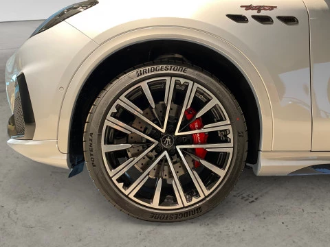 Maserati Grecale Trofeo V6 530CV AWD