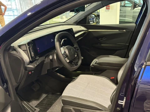 Renault Scenic E-Tech Techno 160 kW (220CV) gran autonomía