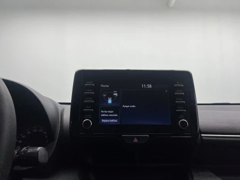 Toyota Yaris 1.5 120H Business Plus