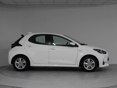 Toyota Yaris 1.5 120H Business Plus