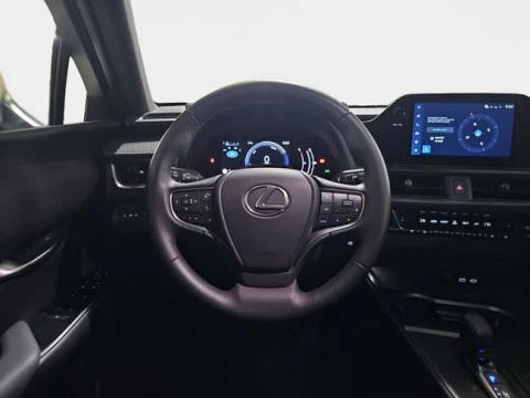 Lexus UX 2.0 300h UX Plus