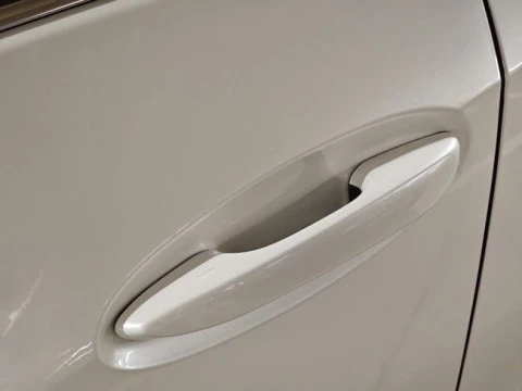 Lexus UX 2.0 300h UX Plus