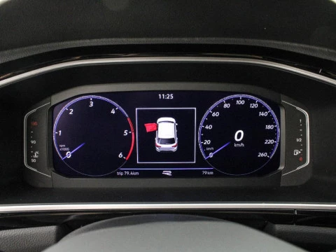 Volkswagen T-Roc 2.0 TDI DSG R-LINE 150CV 5P