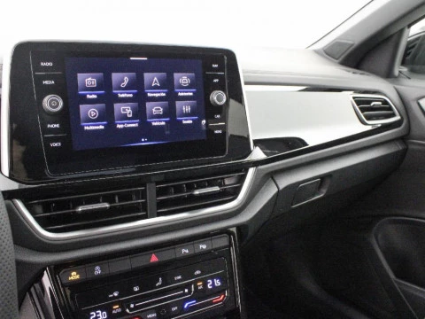 Volkswagen T-Roc 2.0 TDI DSG R-LINE 150CV 5P