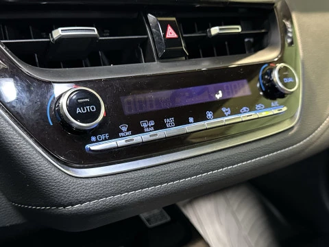 Toyota Corolla 1.8 125 Hibrido Active Tech E-CVT 90 kW (122 CV)