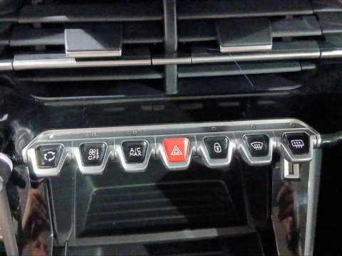 Peugeot 208 PureTech 100 Active Pack 75 kW (100 CV)