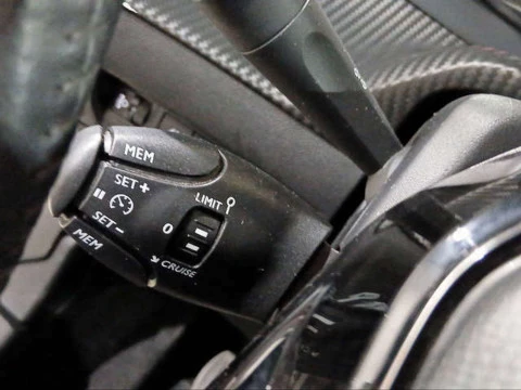 Peugeot 208 PureTech 100 Active Pack 75 kW (100 CV)