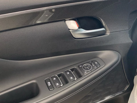 Hyundai Santa Fe 1.6 TGDi HEV Tecno Auto 4x2