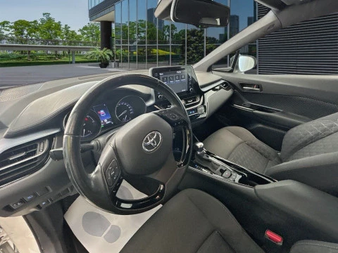 Toyota C-HR 1.8 125H Advance