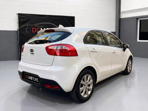 Kia Rio 1.2 CVVT 85cv Drive