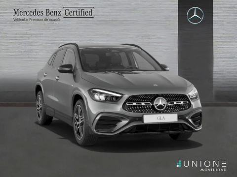 Mercedes-Benz GLA  250 e con tecnología híbrida EQ