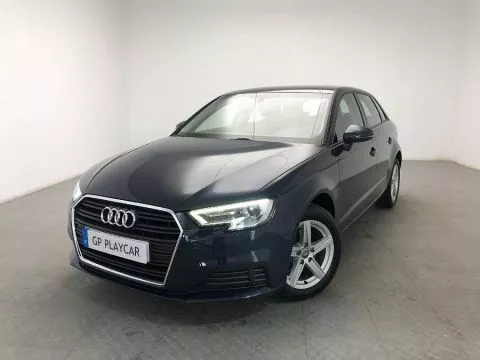 Audi A3 1.6 tdi 115 cv Audi A3 1.6 tdi 115 cv
