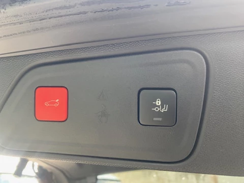 Peugeot 3008 Hybrid 1.2 100KW GT eDCS6