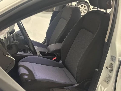 Volkswagen Golf 2.0 TDI 85kW (115CV)