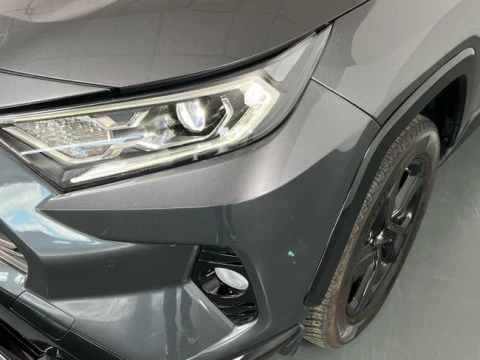 Toyota Rav4 2.5l 220H Advance Plus