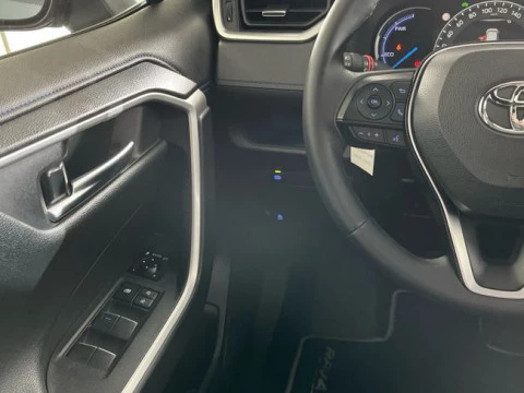 Toyota Rav4 2.5l 220H Advance Plus